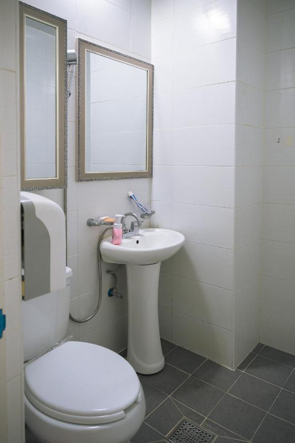 Inhere Guesthouse Кьонджу Екстер'єр фото